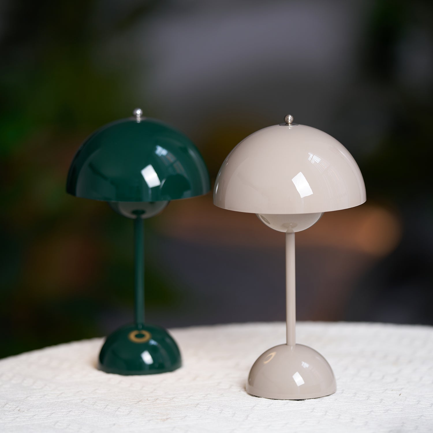 Desk Lamp Metal 6.3 in Rechargeable Tri-Color Small Table Light | Thomler