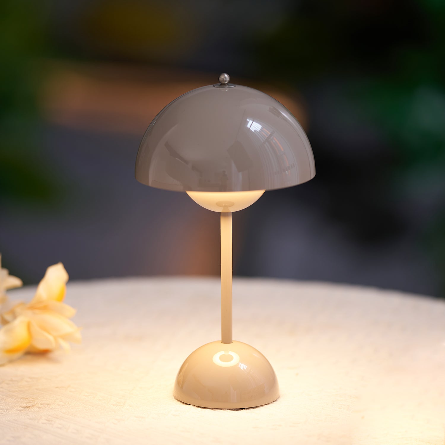 Desk Lamp Metal 6.3 in Rechargeable Tri-Color Small Table Light | Thomler