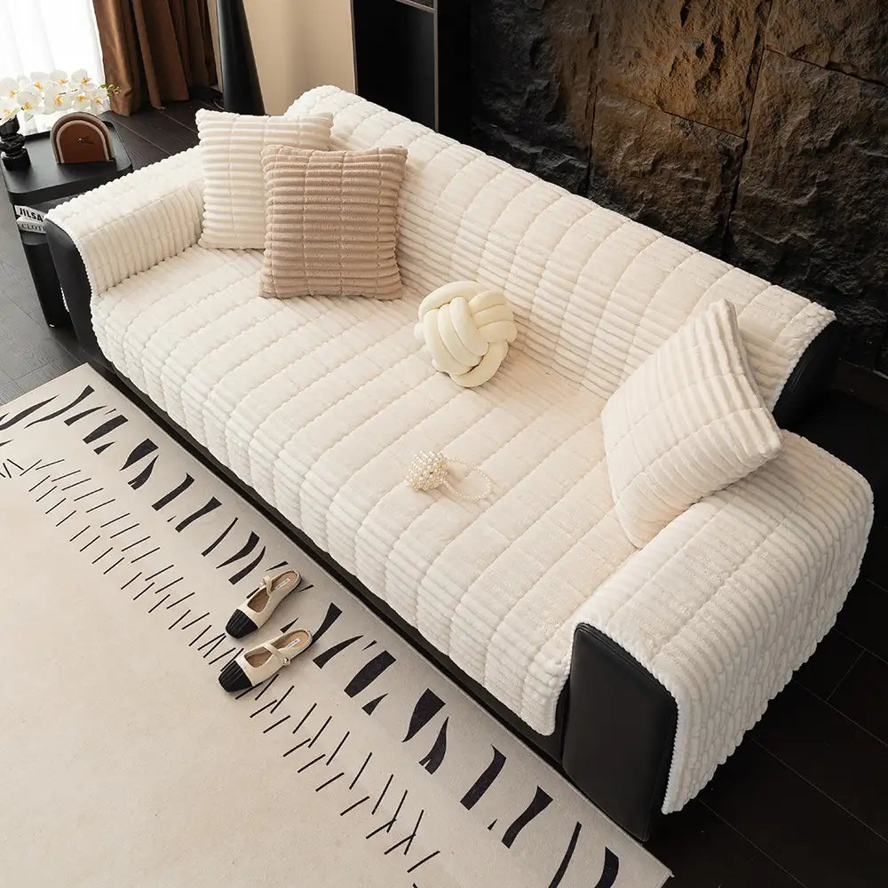 Quilted Furniture Protector with Moisture Barrier Non-Skid Backing for Couch Loveseat Chair Pet-Friendly Machine Washable Soft Flannel | Thomler