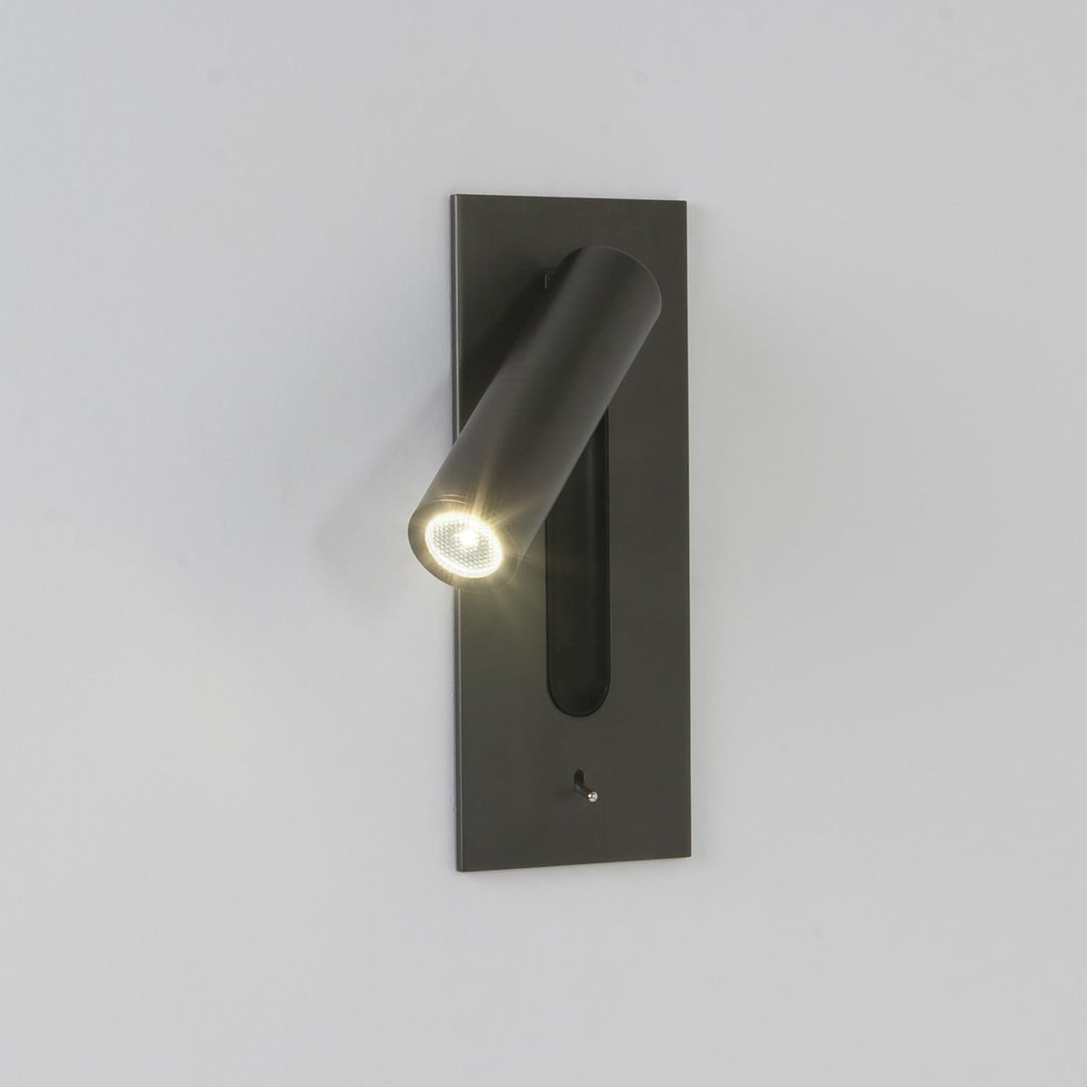 Pivoting LED Reading Sconce with On-Fixture Control for Bedroom Nightstand Lighting | Thomler