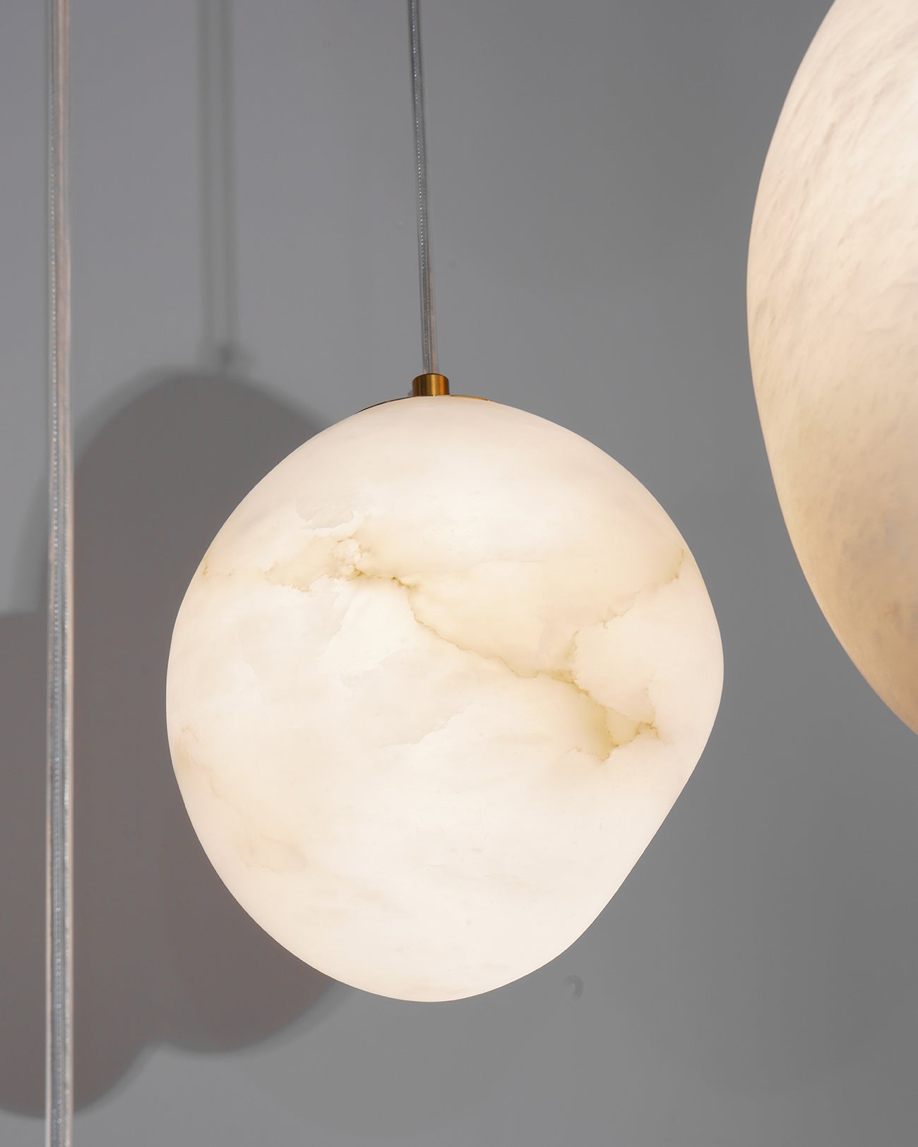 Pendant Light Brass Alabaster 9.1 in Ceiling Mount Indoor Dining Room Kitchen Island Hanging Lamp | Thomler