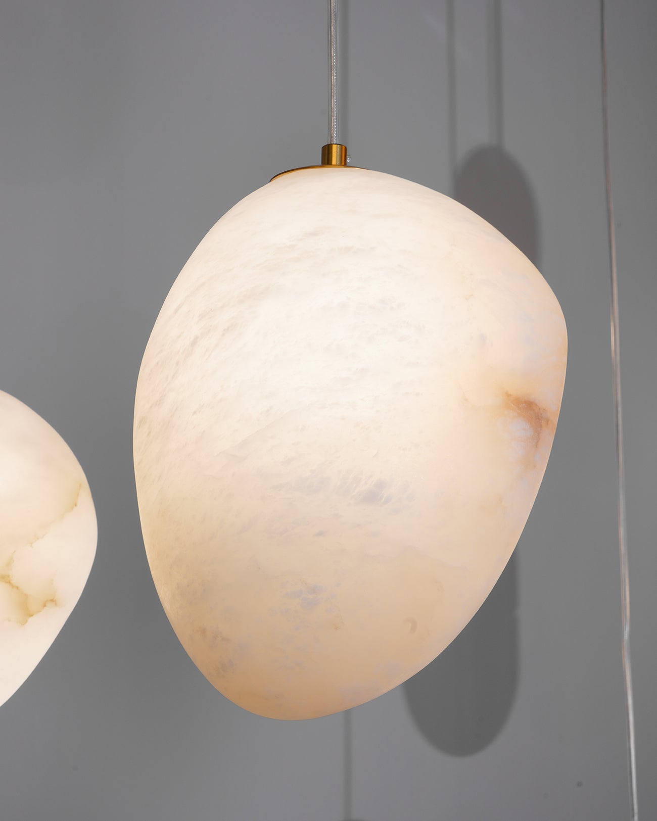 Pendant Light Brass Alabaster 9.1 in Ceiling Mount Indoor Dining Room Kitchen Island Hanging Lamp | Thomler