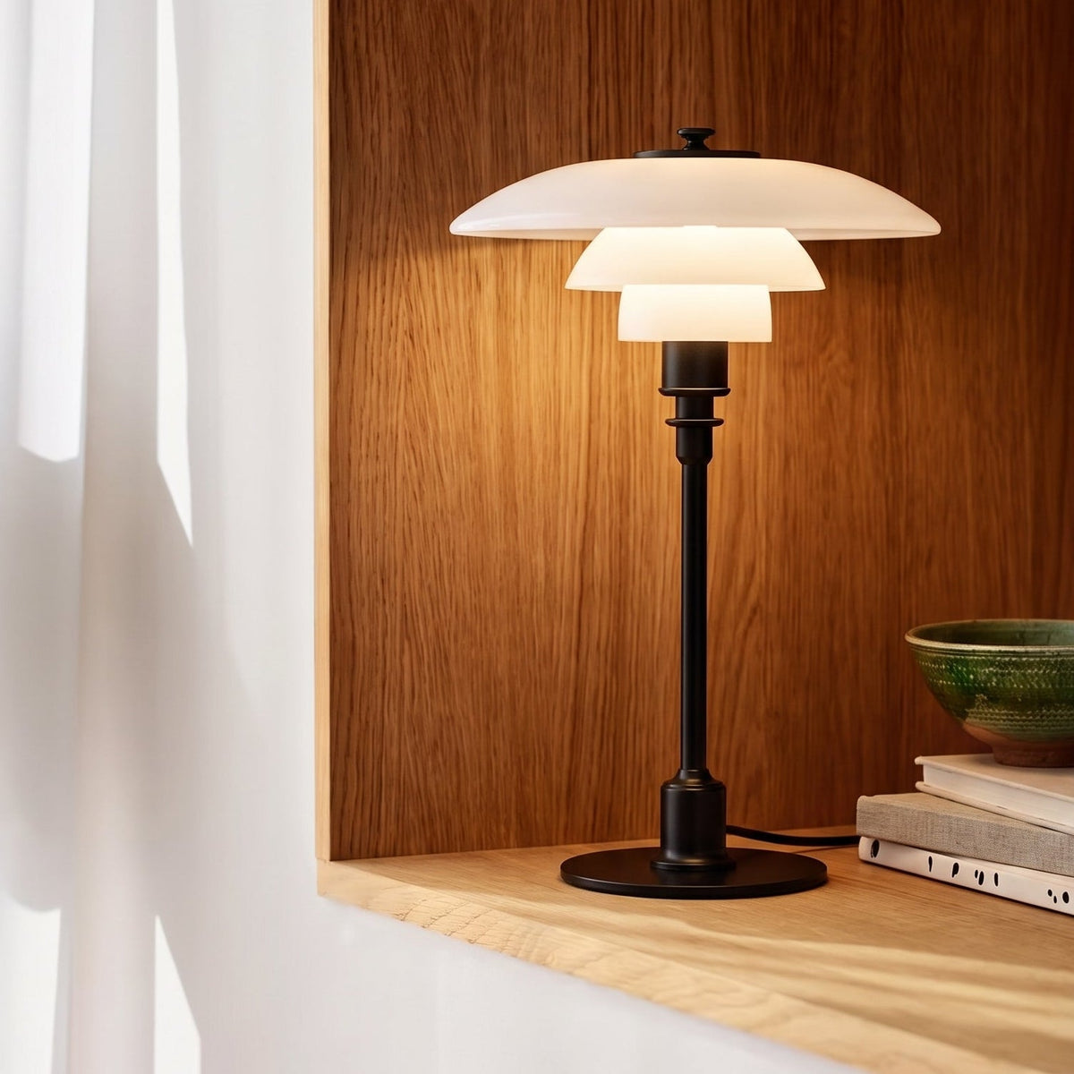 Modern Table Lamp with Triple Glass Shades – Sculptural Accent Light with Rotary Dimmer for Bedroom, Office & Living Room | Thomler