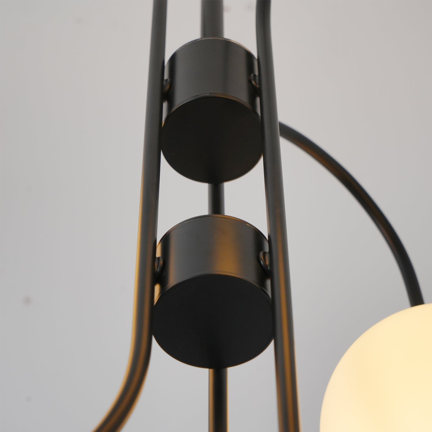 Chandelier Metal Glass 30 in x 27.6 in Indoor Ceiling Lighting | Thomler