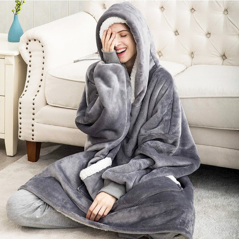 Oversized Wearable Blanket Hoodie with Pocket – Soft Fleece Throw for Couch & Bed – One Size Adults & Teens | Thomler