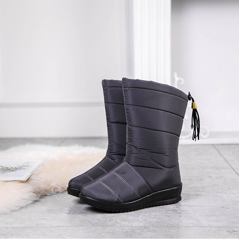 Insulated Winter Boots for Women – Plush Faux Fur Lining, Anti-Slip Sole, Wide Fit Snow Footwear for Hiking & Daily Wear | Thomler
