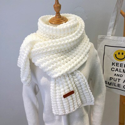 Handcrafted Women's Scarf – Soft Wrap Shawl for Fall & Winter Outfits, Elegant Fashion Accessory | Thomler