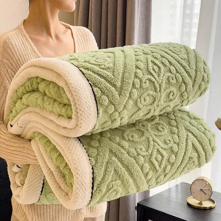 Reversible Sherpa Fleece Blanket – Double-Sided Plush Throw for Couch, Bed & Year-Round Comfort | Thomler