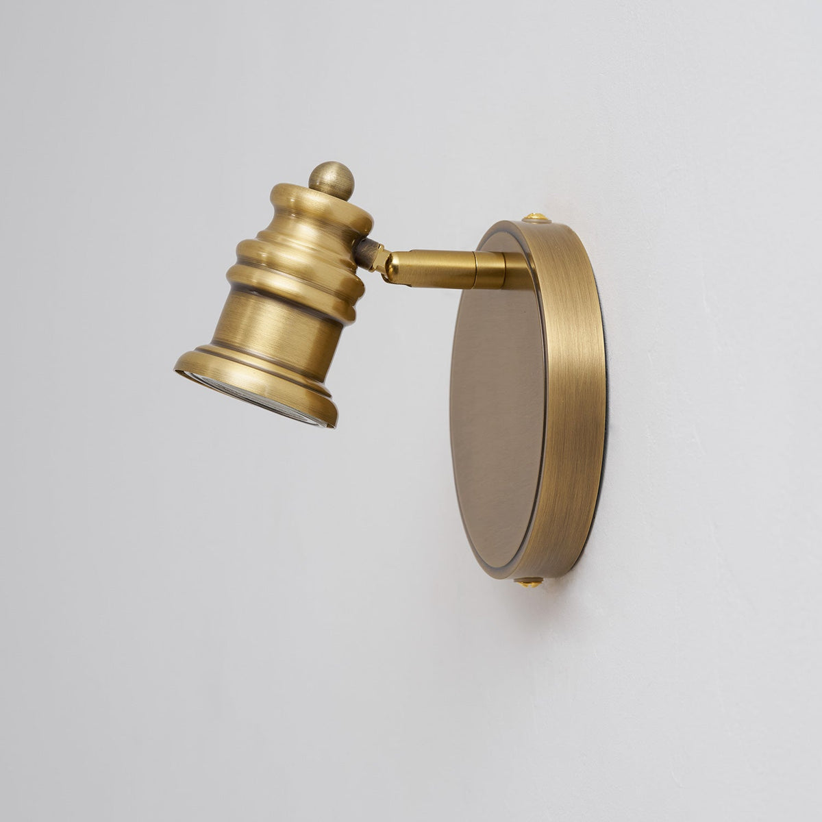 Adjustable Brass Track Wall Light – Multi-Spot Indoor Sconce for Picture Gallery, Kitchen Counter & Bath | Thomler