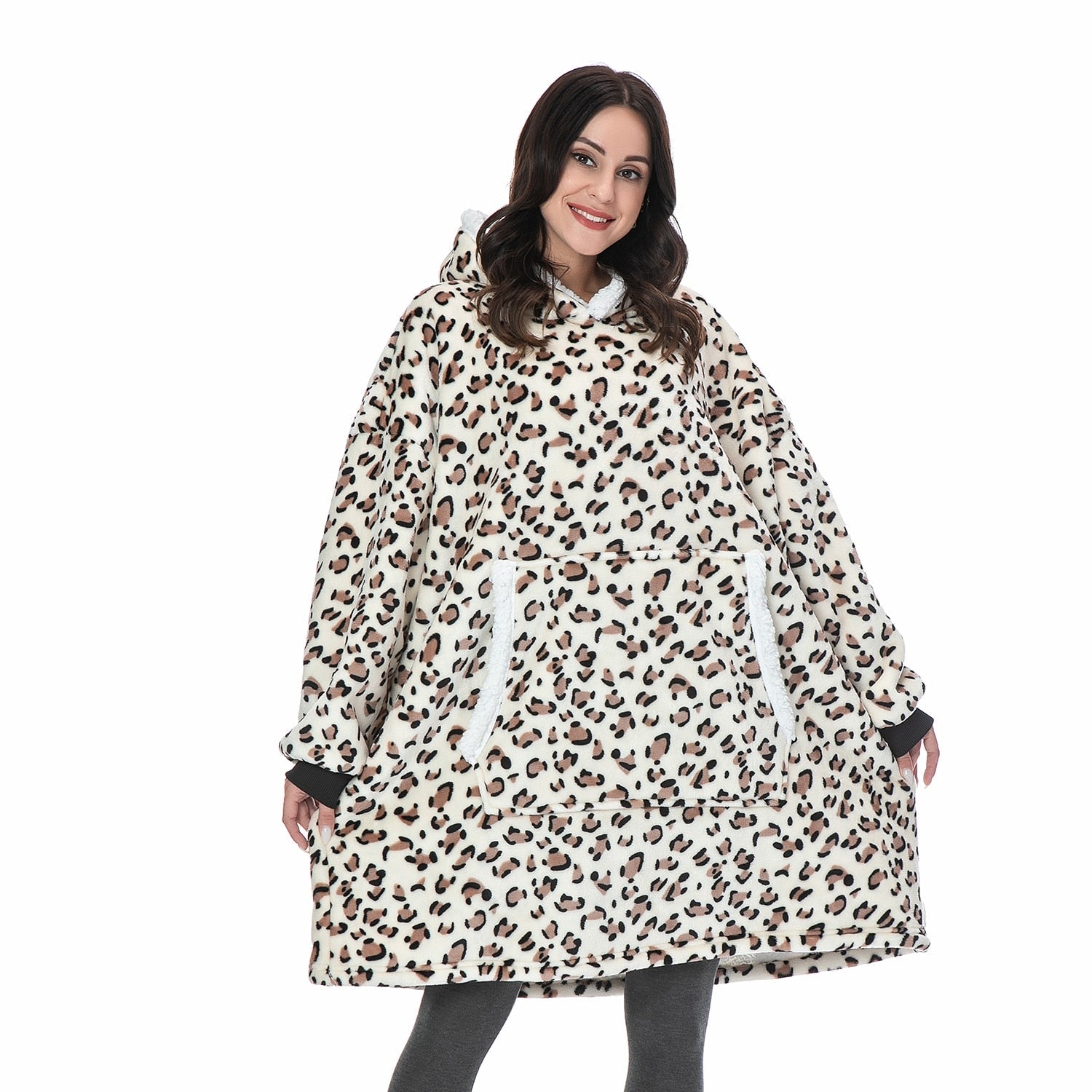 Oversized Wearable Blanket Hoodie with Pocket – Soft Fleece Throw for Couch & Bed – One Size Adults & Teens | Thomler