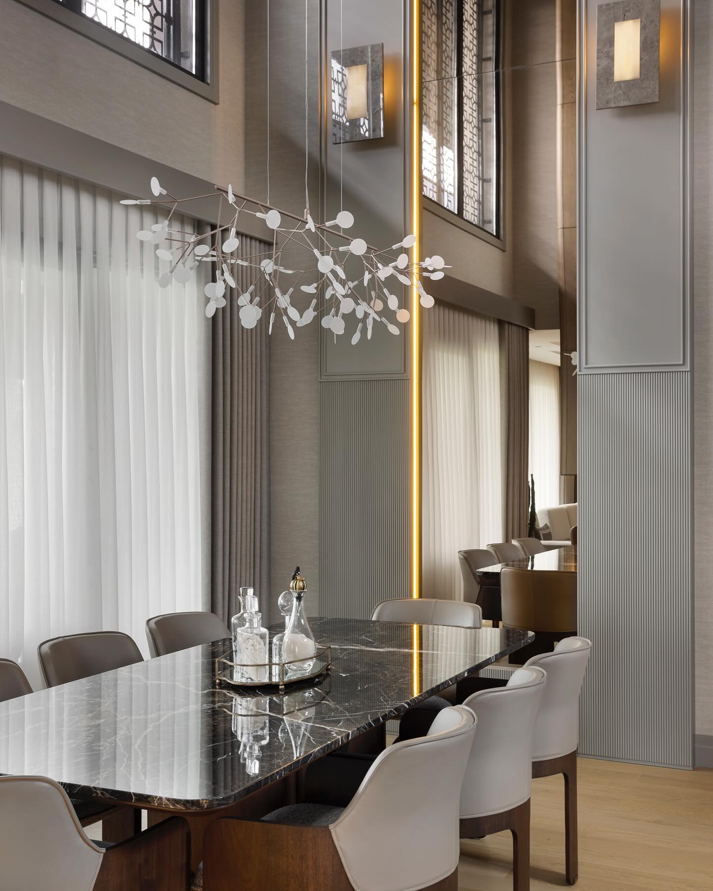 Chandelier Metal Acrylic LED 150.0 cm White Dining Room Sculptural Branch Ceiling Light Fixture | Thomler