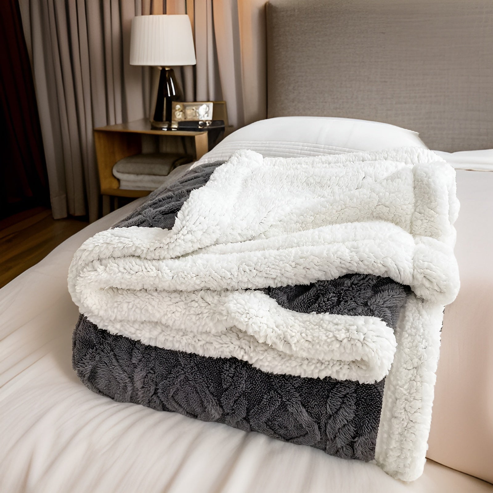 Fleece Blanket Polyester Sherpa 150.0 x 200.0 cm Grey White Sofa Bed Reversible Warm Throw Cosy Lounge Bedding | Thomler