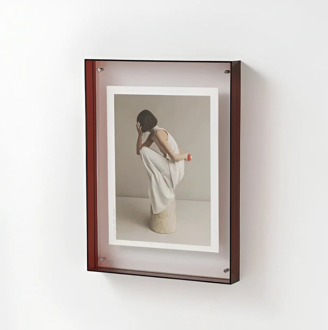 Clear Acrylic Picture Frame – Modern Floating Display for Desk & Wall | Thomler
