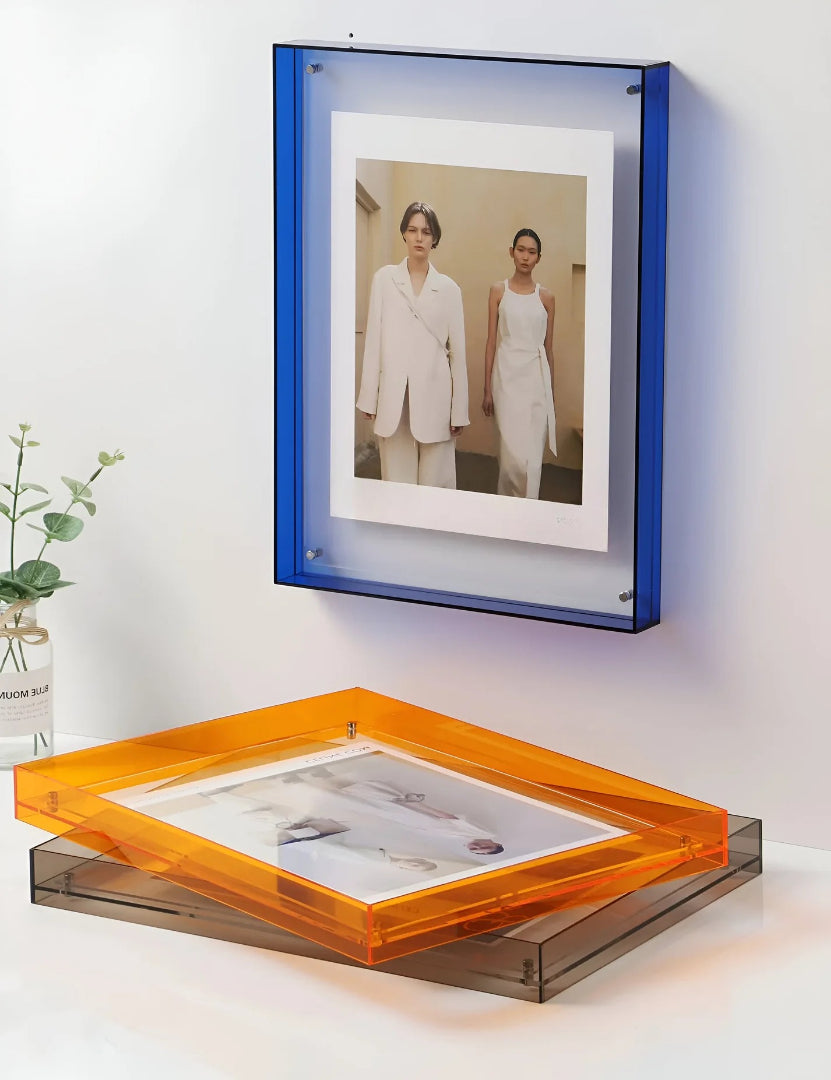 Clear Acrylic Picture Frame – Modern Floating Display for Desk & Wall | Thomler