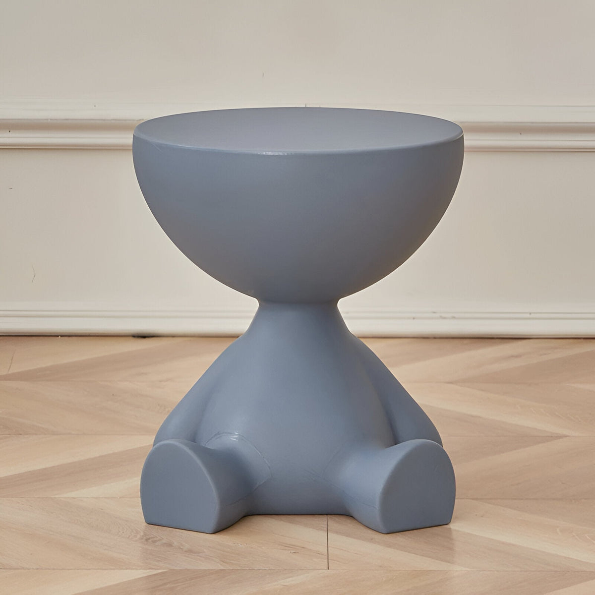 Contemporary Accent Side Table – Lightweight Resin Construction for Living Areas & Beyond | Thomler
