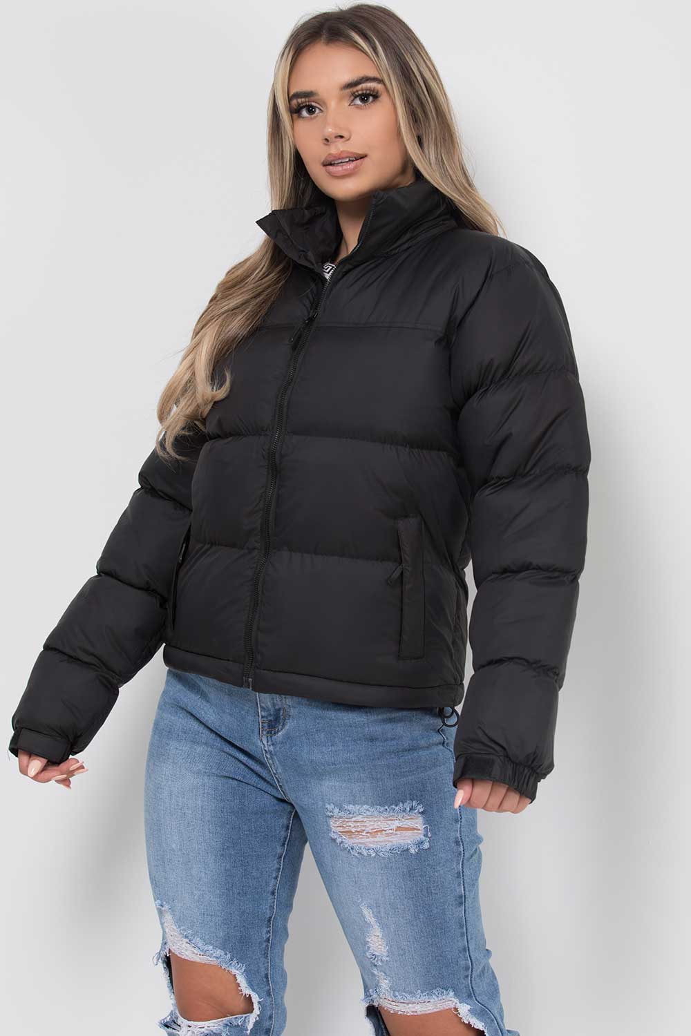 Women's Long Insulated Coat with Hood and Front Zipper – Hip-Length Padded Outerwear for Cold Weather | Thomler