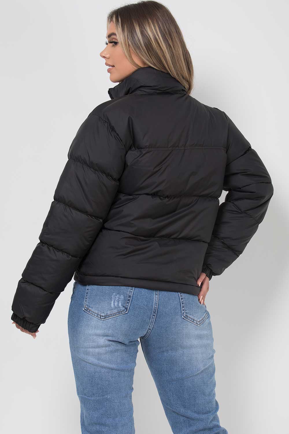 Women's Long Insulated Coat with Hood and Front Zipper – Hip-Length Padded Outerwear for Cold Weather | Thomler