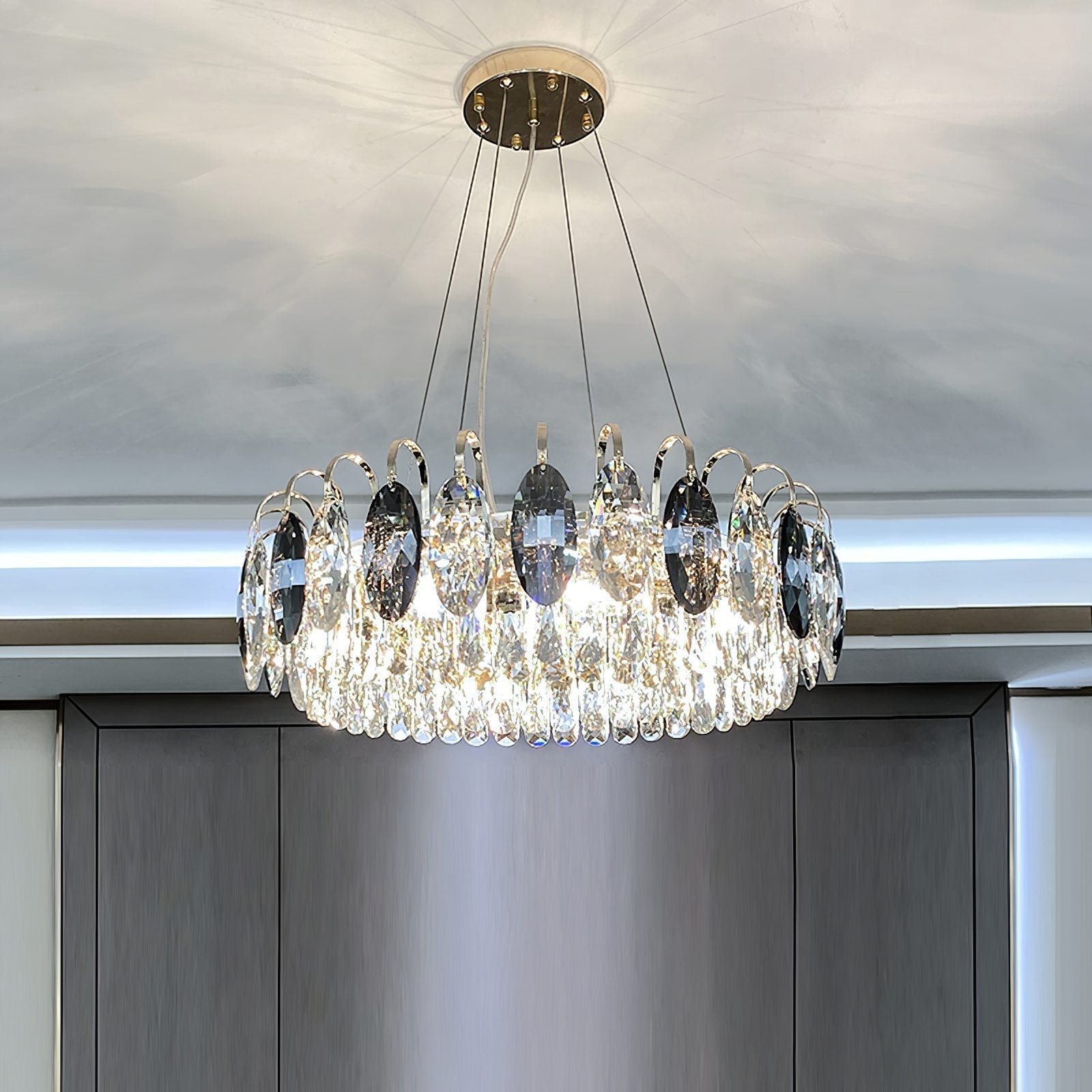 Dimmable Crystal Chandelier for Dining Room & Living Room – Adjustable Chain, Faceted Prisms, Multiple Sizes – Round & Rectangle | Thomler