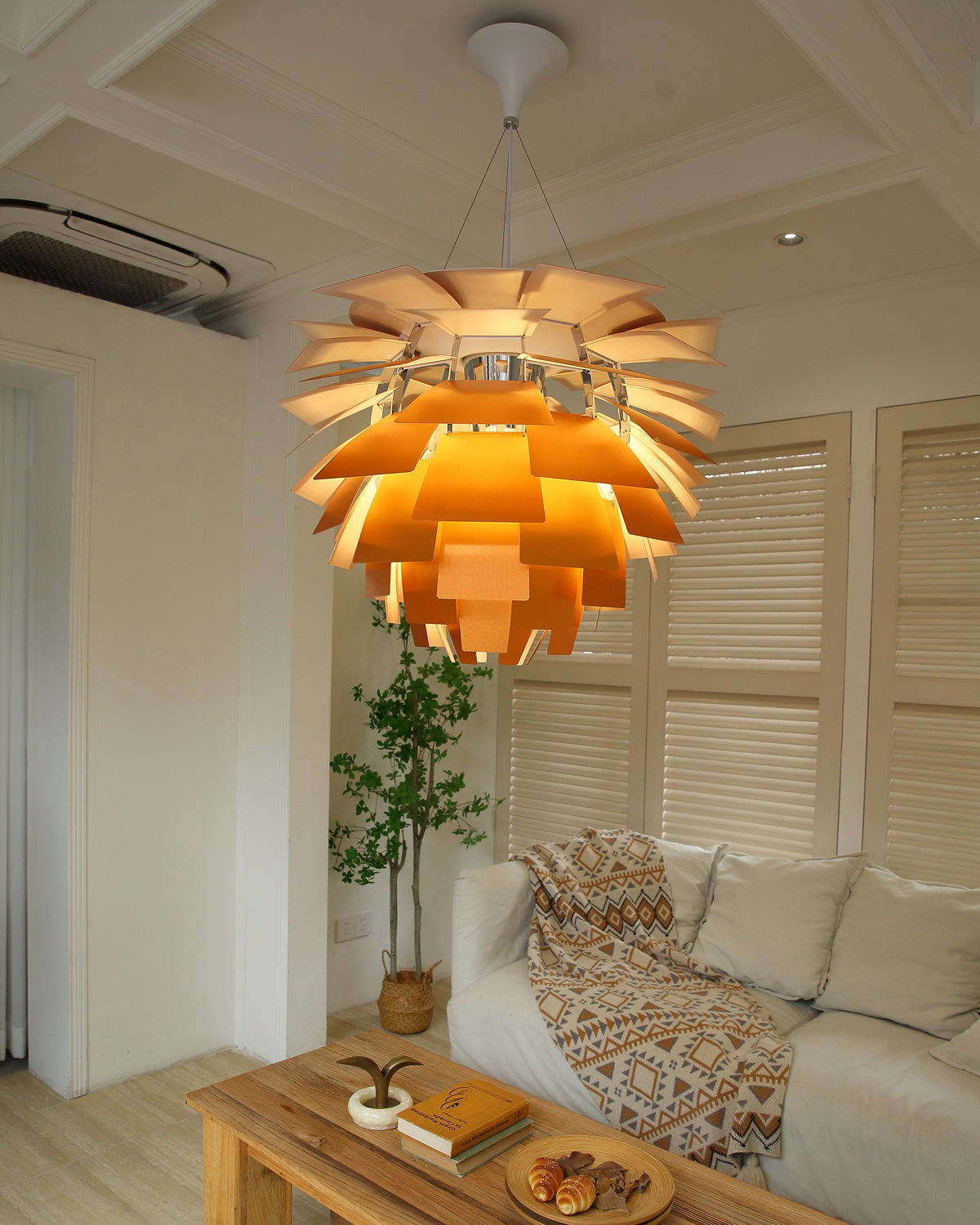 Pendant Light Metal 48.0 cm 18.9" Warm White Dining Room Adjustable Hanging Ceiling Lamp Pinecone Style E27 | Thomler