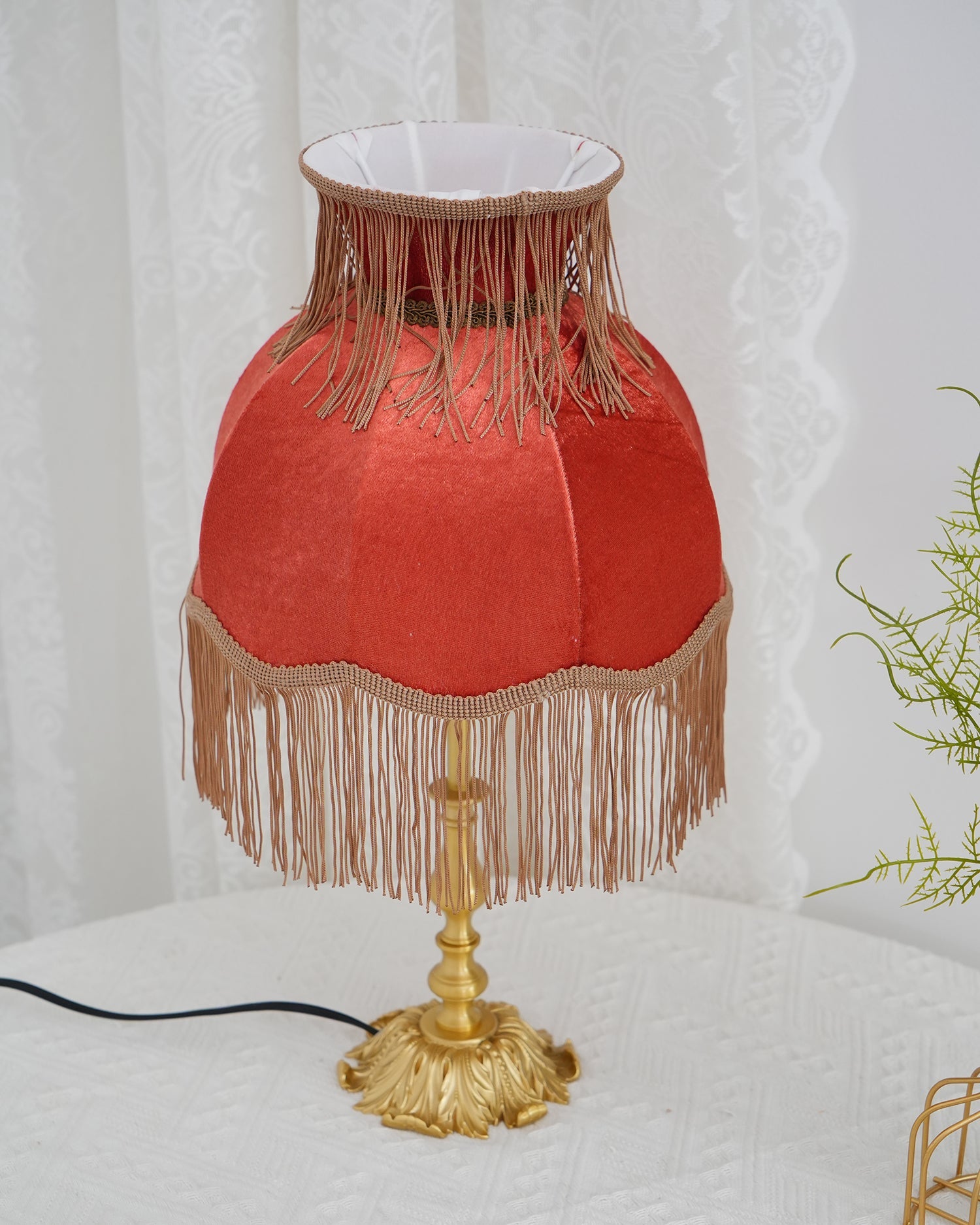 Table Lamp Brass Fabric 9.4 in Red Indoor Accent LED Edison Bulb Use Decorative Nightstand Lighting | Thomler