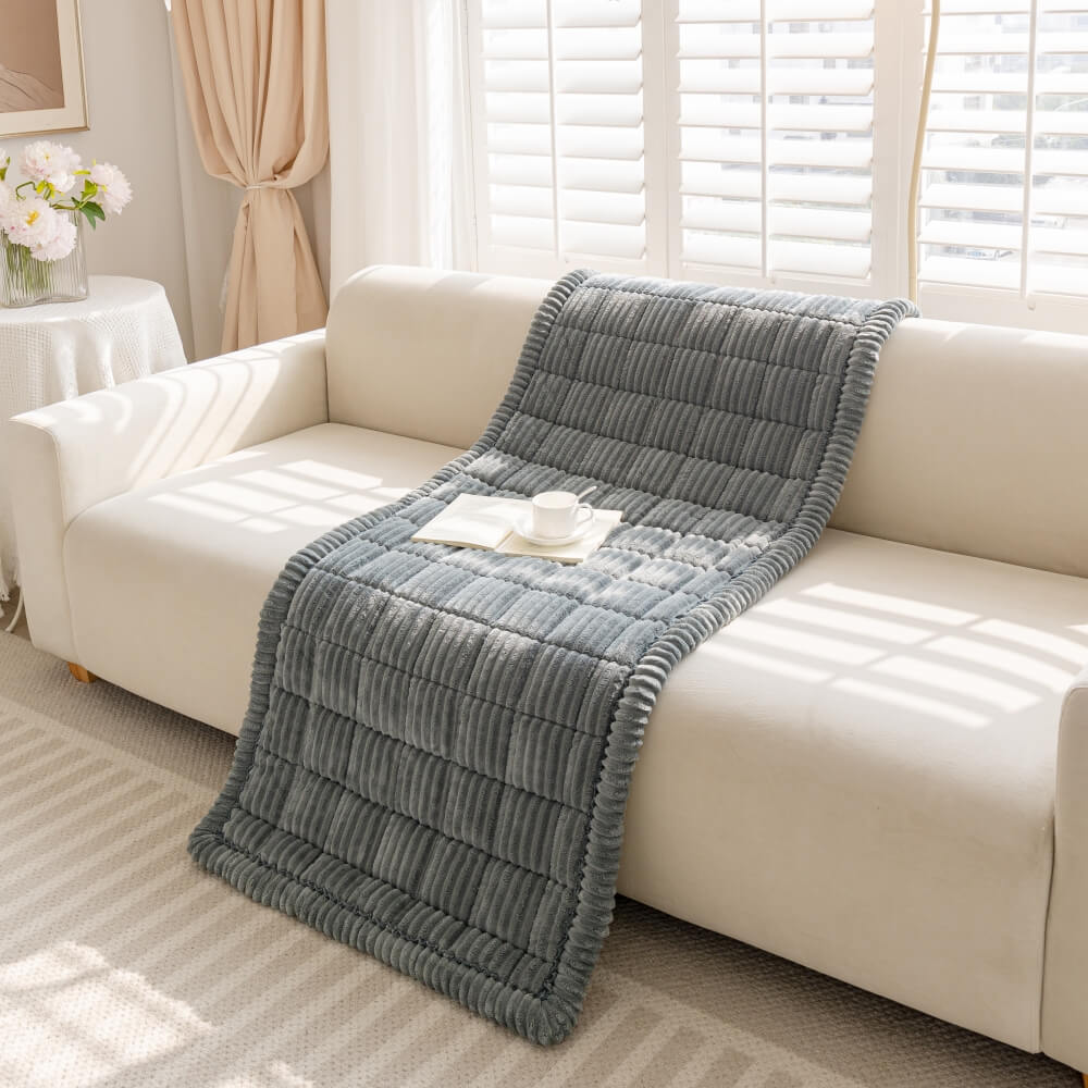 Plush Flannel Furniture Protector for Pets – Non-Slip Waterproof Sofa Throw for Dogs & Cats – Machine Washable Couch Shield | Thomler