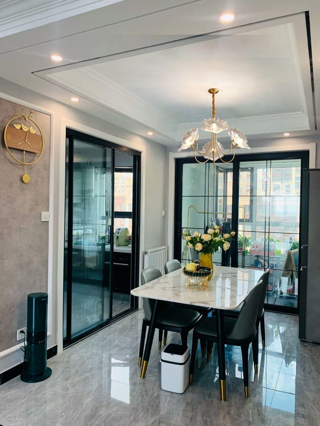 Leaf-Shaped Frosted Glass Chandelier 35.4 in x 21.7 in Gold Indoor Ceiling Lighting Dining Room Living Room | Thomler