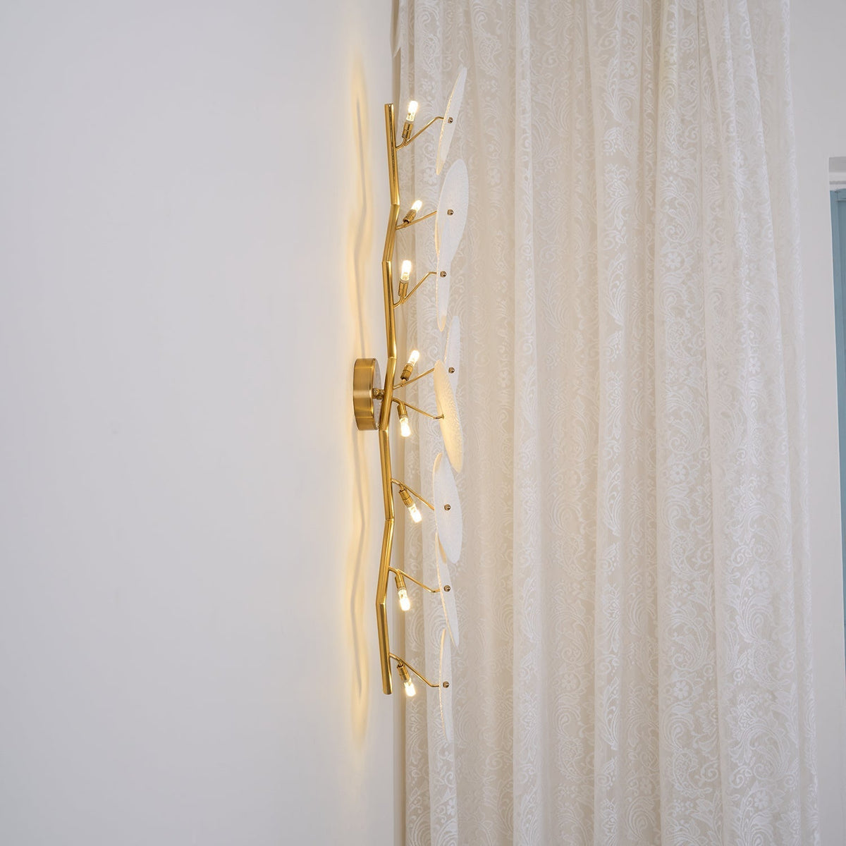 Ceramic Blossom Wall Light with Metal Stem – Hardwired Modern Sconce for Bedroom & Living Room | Thomler