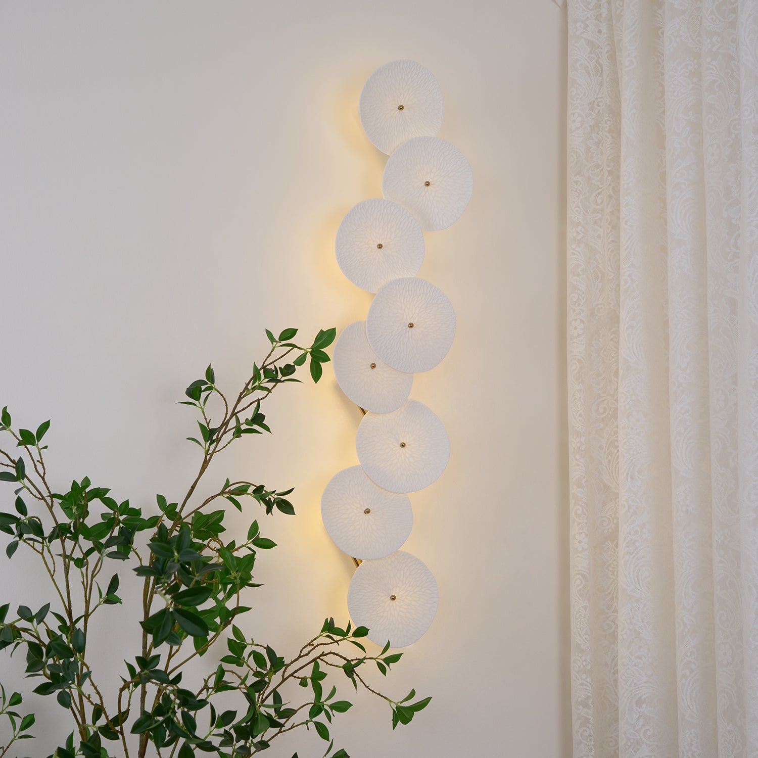 Ceramic Wall Lamp 19.7 in Vertical Lotus Cascade Gold Indoor LED Decorative Lighting | Thomler