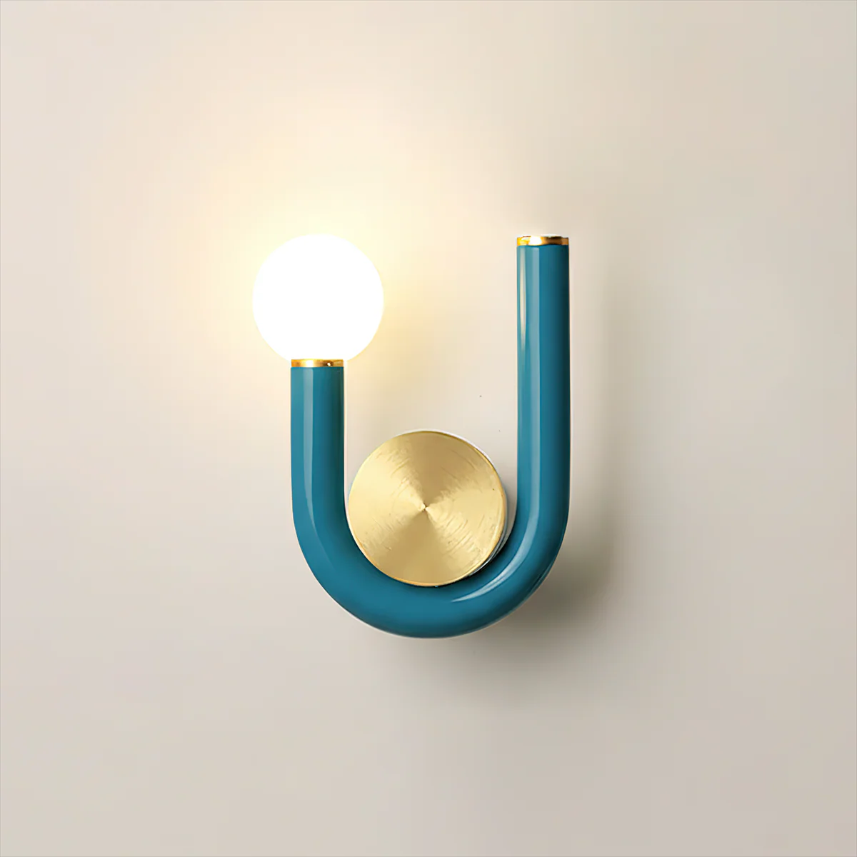 Contemporary Double-Bulb Sconce with Curved Metal Frame – Vibrant Accent Light for Hallways, Bedrooms & Stairs | Thomler