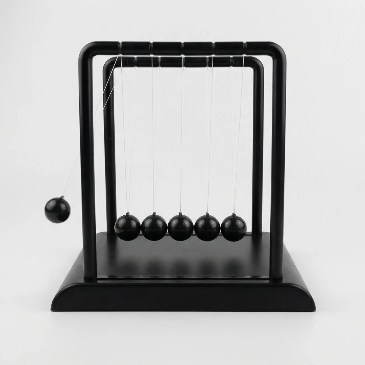 Perpetual Motion Desk Sculpture – Rotating Balance Display for Office & Living Room | Thomler