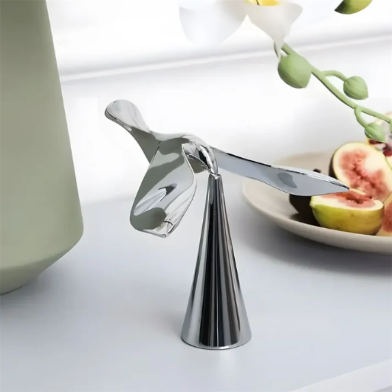 Bird-Shaped Bottle Opener with Polished Metal Finish for Home Bar & Kitchen Decor | Thomler