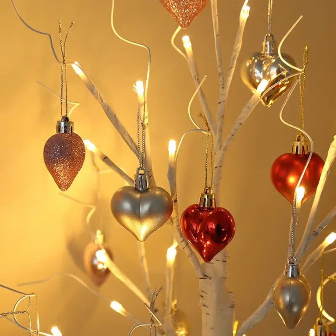 Illuminated Birch Tree Lamp with 18 Heart Ornaments – Battery or USB Powered Light for Bedroom, Living Room & Office | Thomler