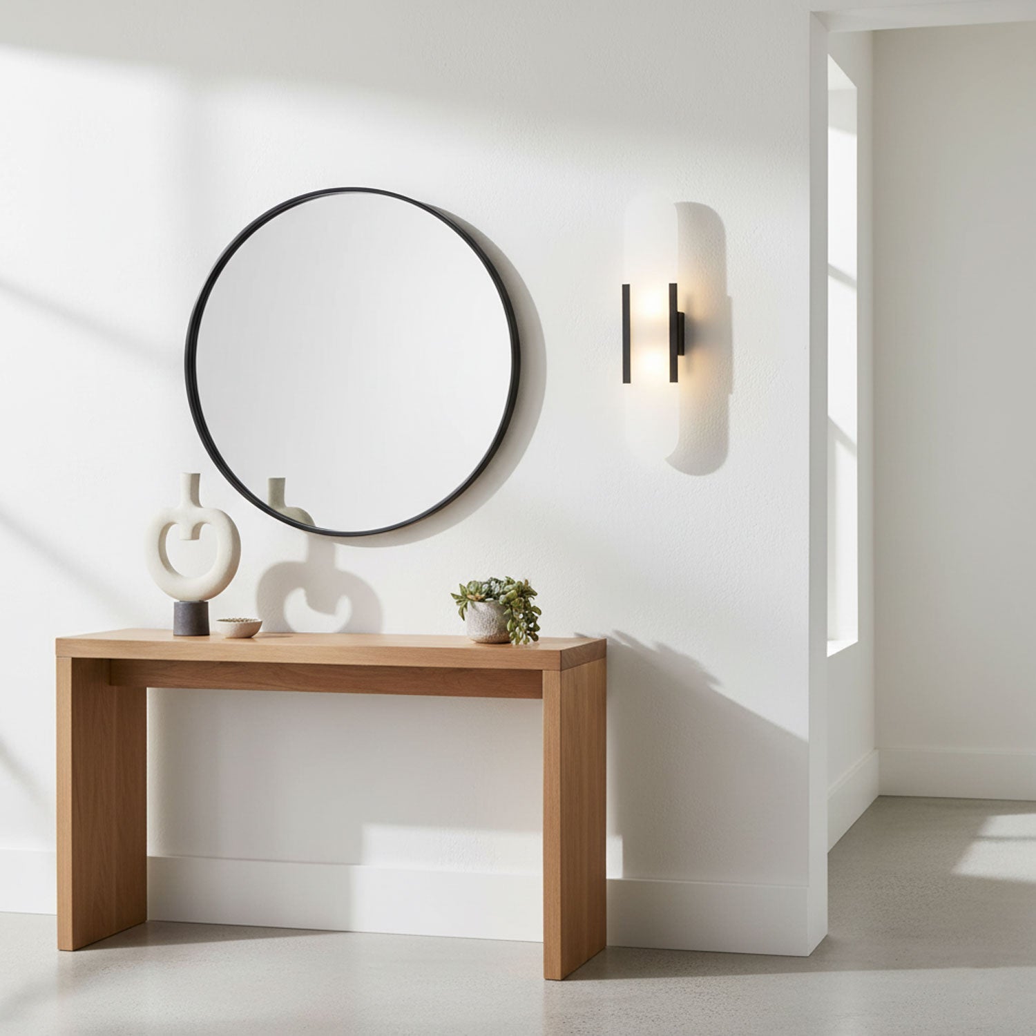 Melange Elongated Alabaster Wall Lamp 13.8 in White Brass Indoor Lighting Decorative Modern Sconce | Thomler