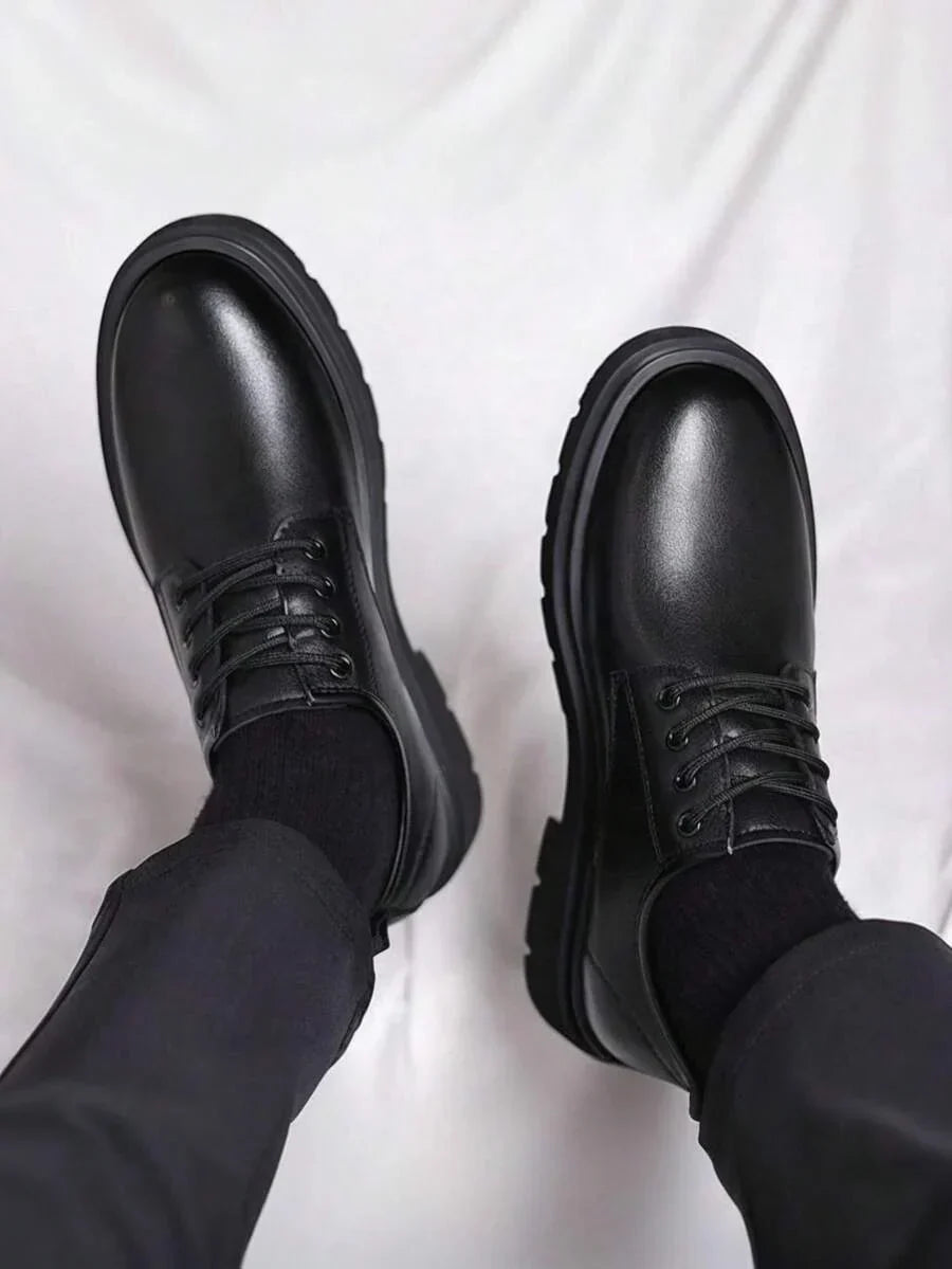 Classic Oxford Lace-Up Boots with Platform Rubber Sole – Casual Leather Footwear for Men | Thomler