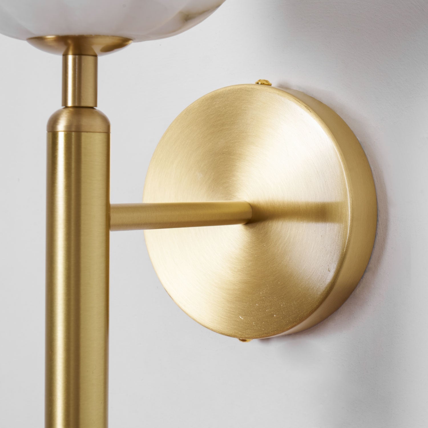 Brass Wall Sconce 12.2 in LED Indoor Alabaster Flower Decorative Lighting | Thomler