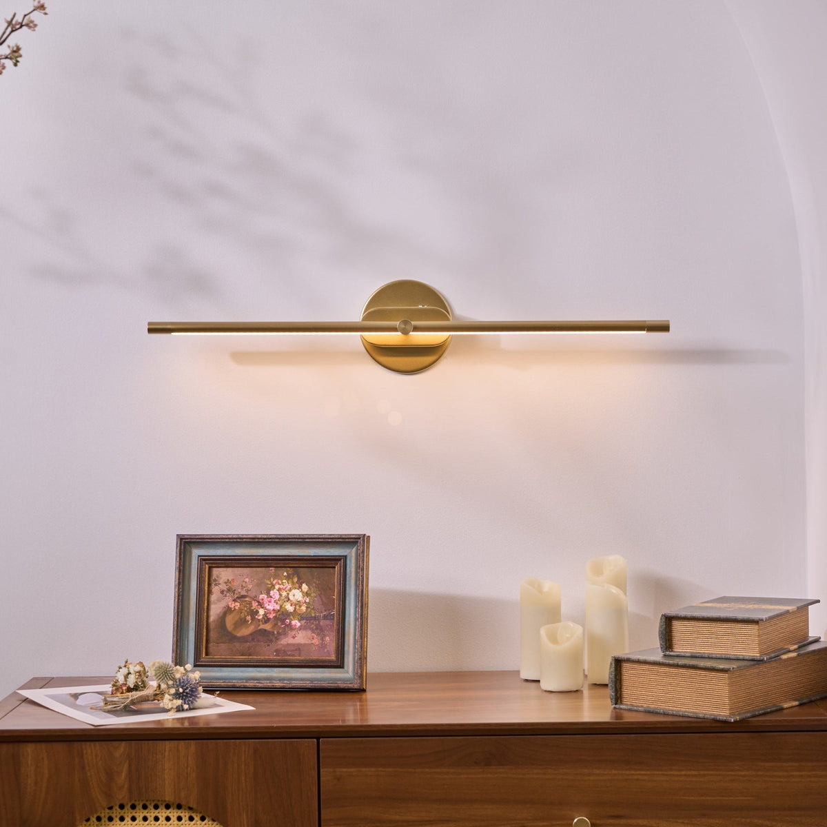 Cordless LED Linear Wall Light with Touch Dimmer & USB Rechargeable Battery for Bathroom, Bedroom & Hallway | Thomler