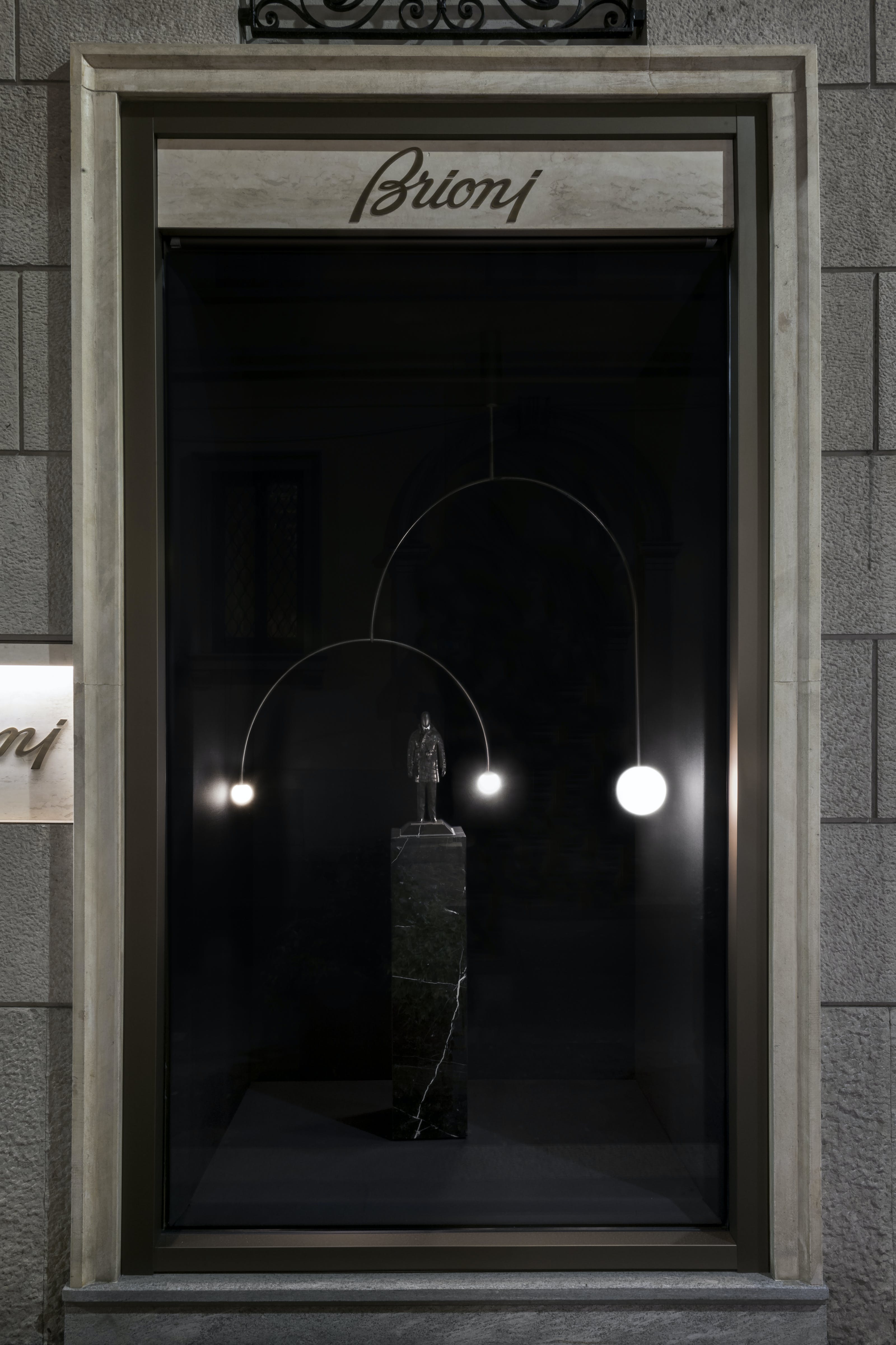 Mobile Chandelier 55.1 in L x 33.5 in H Patinated Brass Black Modern Living Room Ceiling Light Minimalist Glass Diffuser Fixture | Thomler
