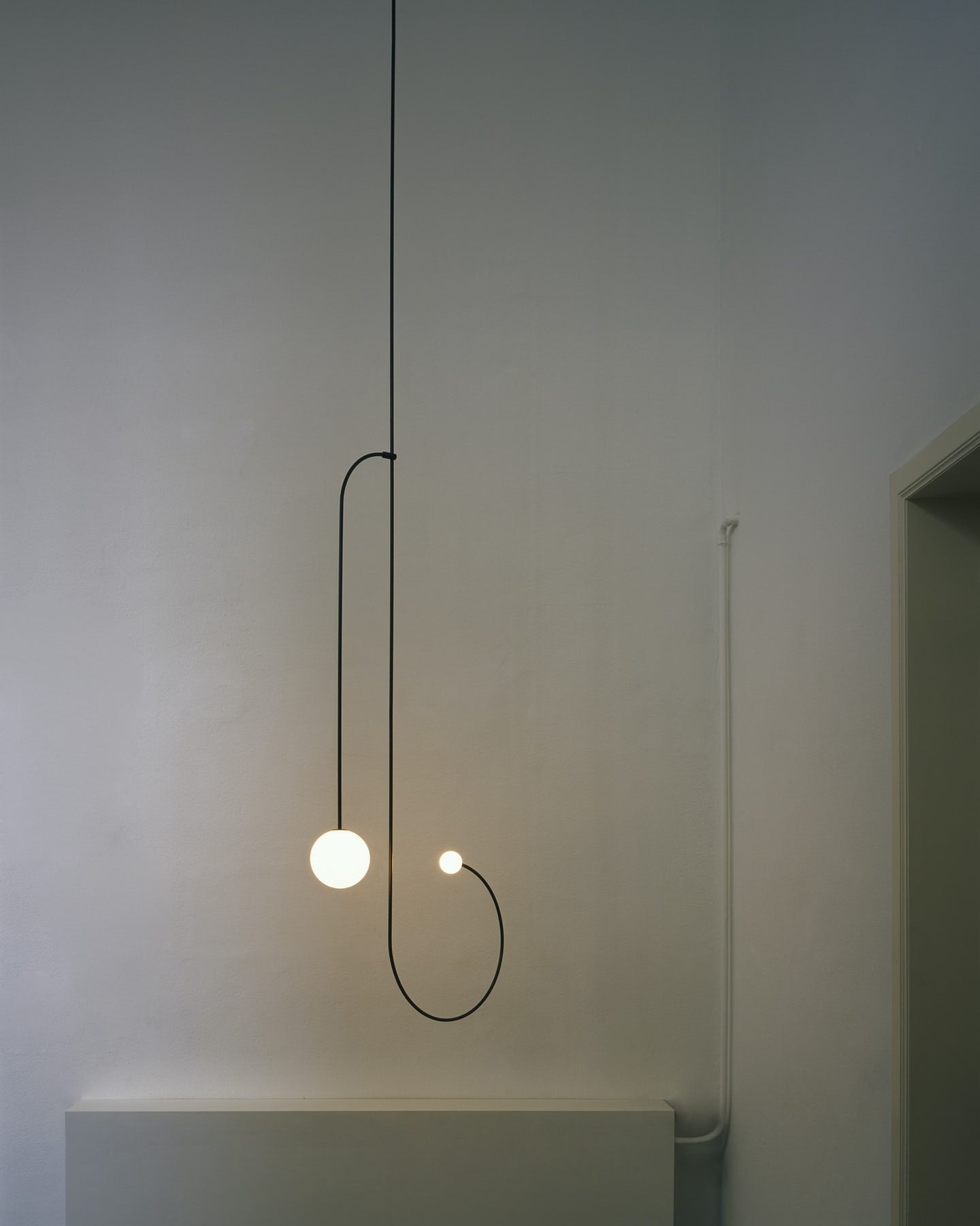 Mobile Chandelier 55.1 in L x 33.5 in H Patinated Brass Black Modern Living Room Ceiling Light Minimalist Glass Diffuser Fixture | Thomler