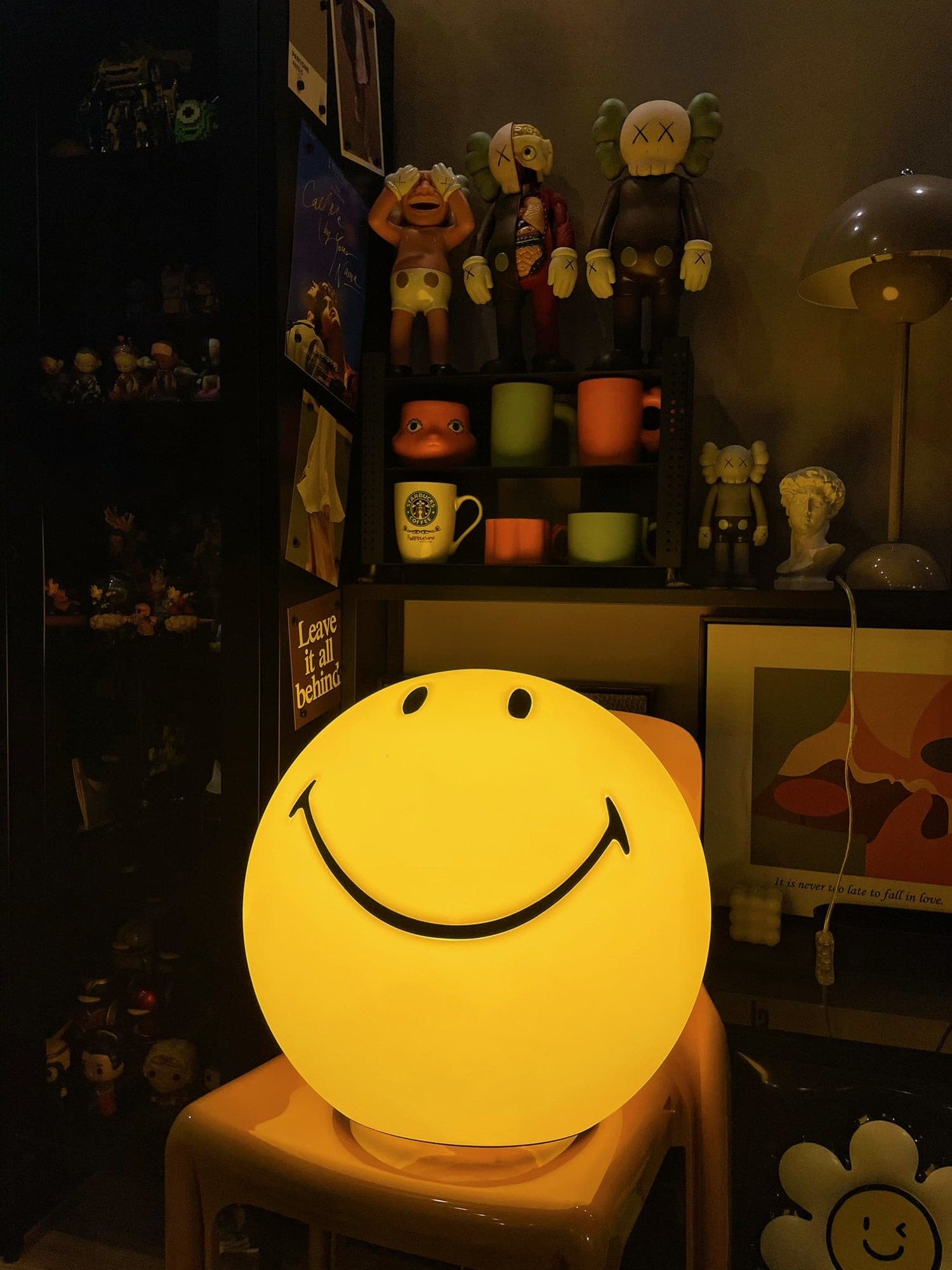 Table Lamp Polypropylene 9 in Yellow Playroom Bedroom Decorative LED Night Light | Thomler