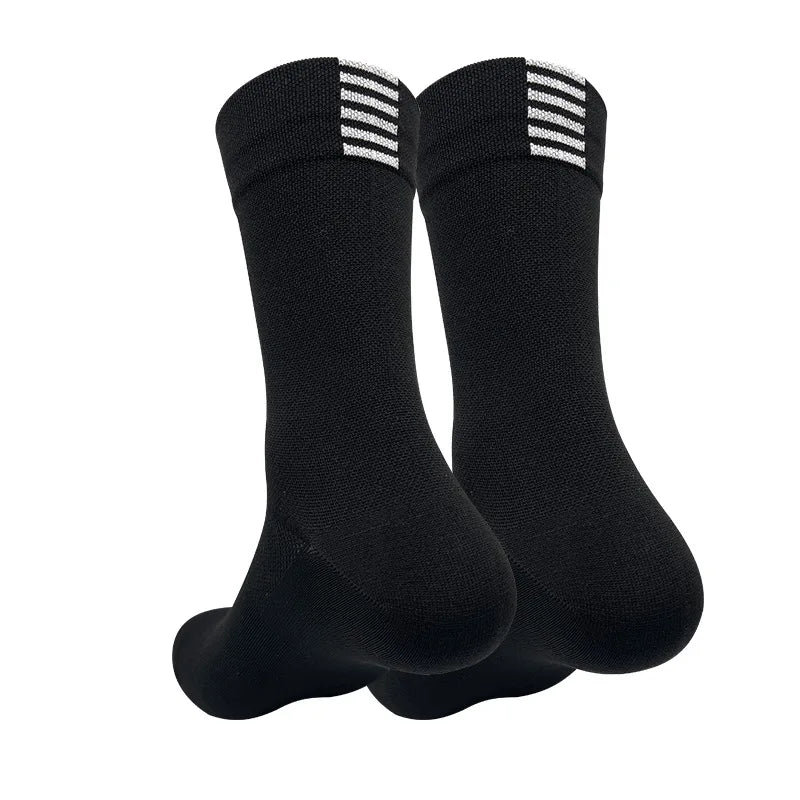 Quick-Drying Crew Athletic Socks for Running, Cycling & Training | Thomler