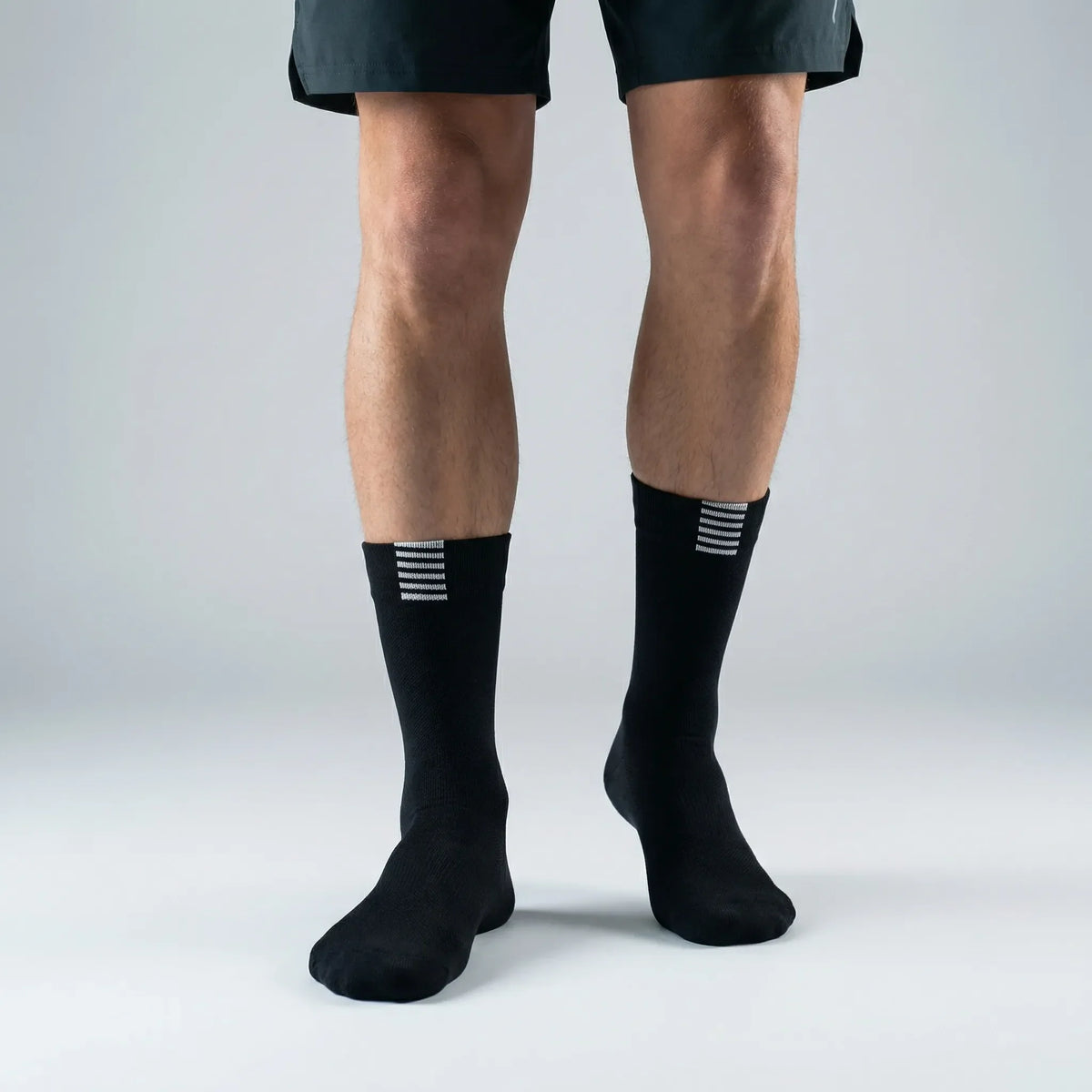 Quick-Drying Crew Athletic Socks for Running, Cycling & Training | Thomler