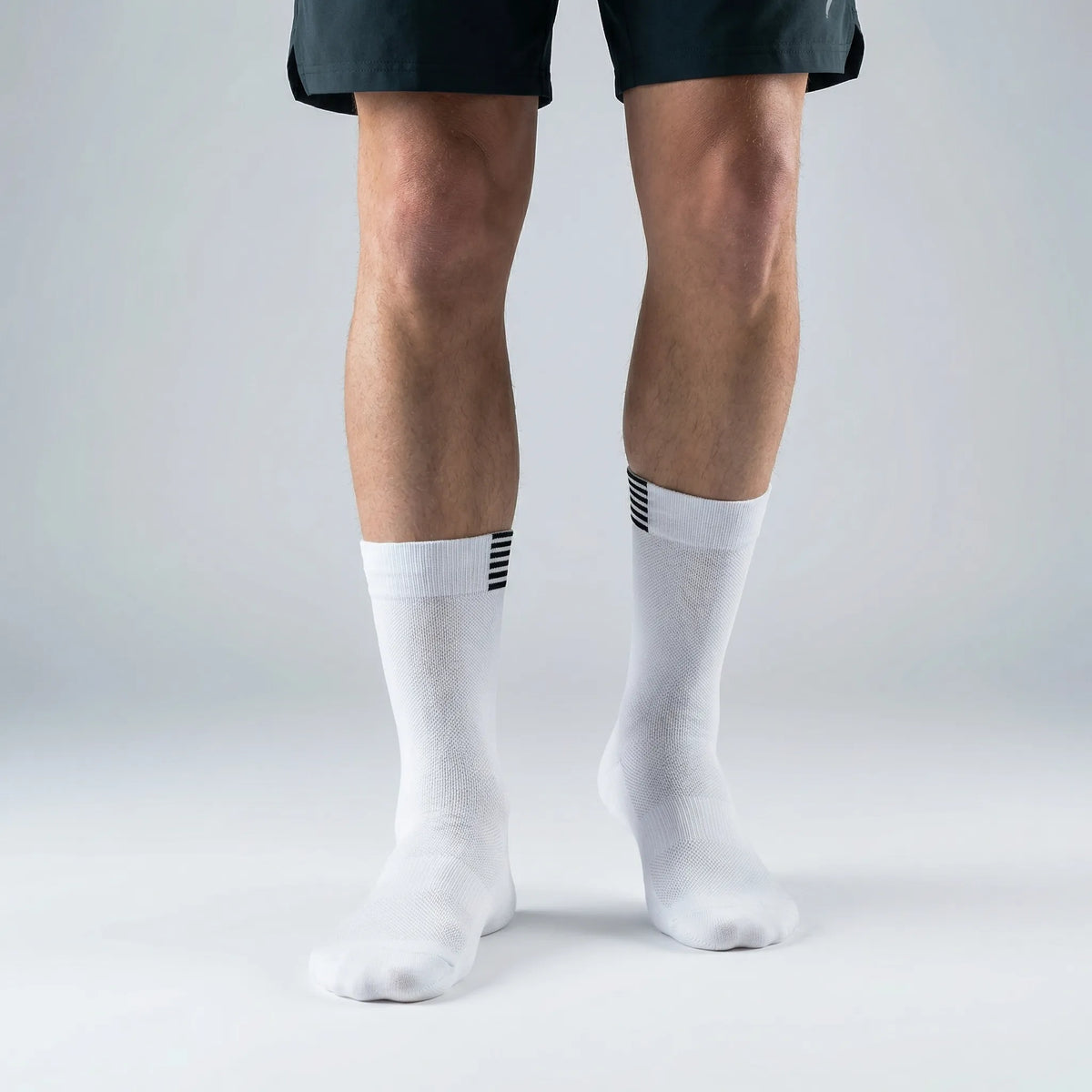 Quick-Drying Crew Athletic Socks for Running, Cycling & Training | Thomler