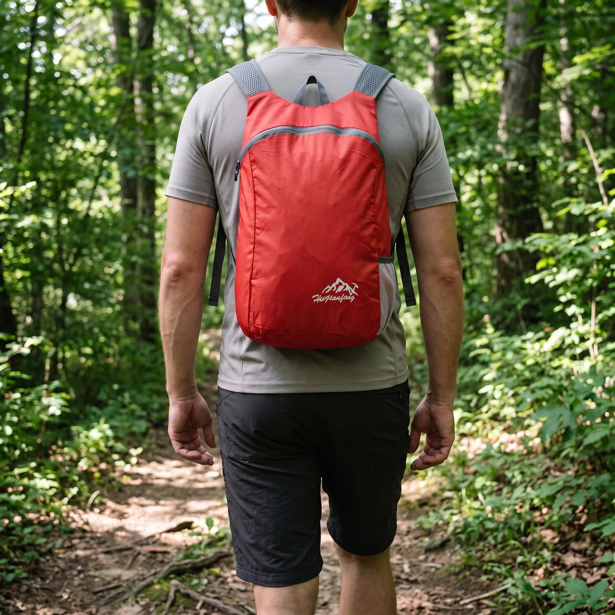 Featherweight Packable Daypack – Folds Into Its Own Pouch for Easy Travel | Thomler