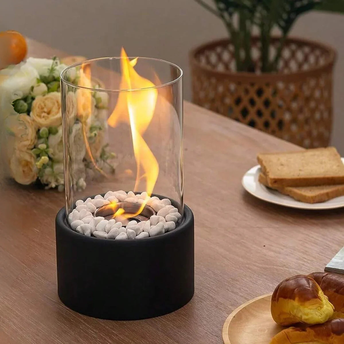Vintage Flame Oil Lamp – Classic Tabletop Lantern with Glass Hurricane Shade for Dining Room & Living Room Ambiance | Thomler