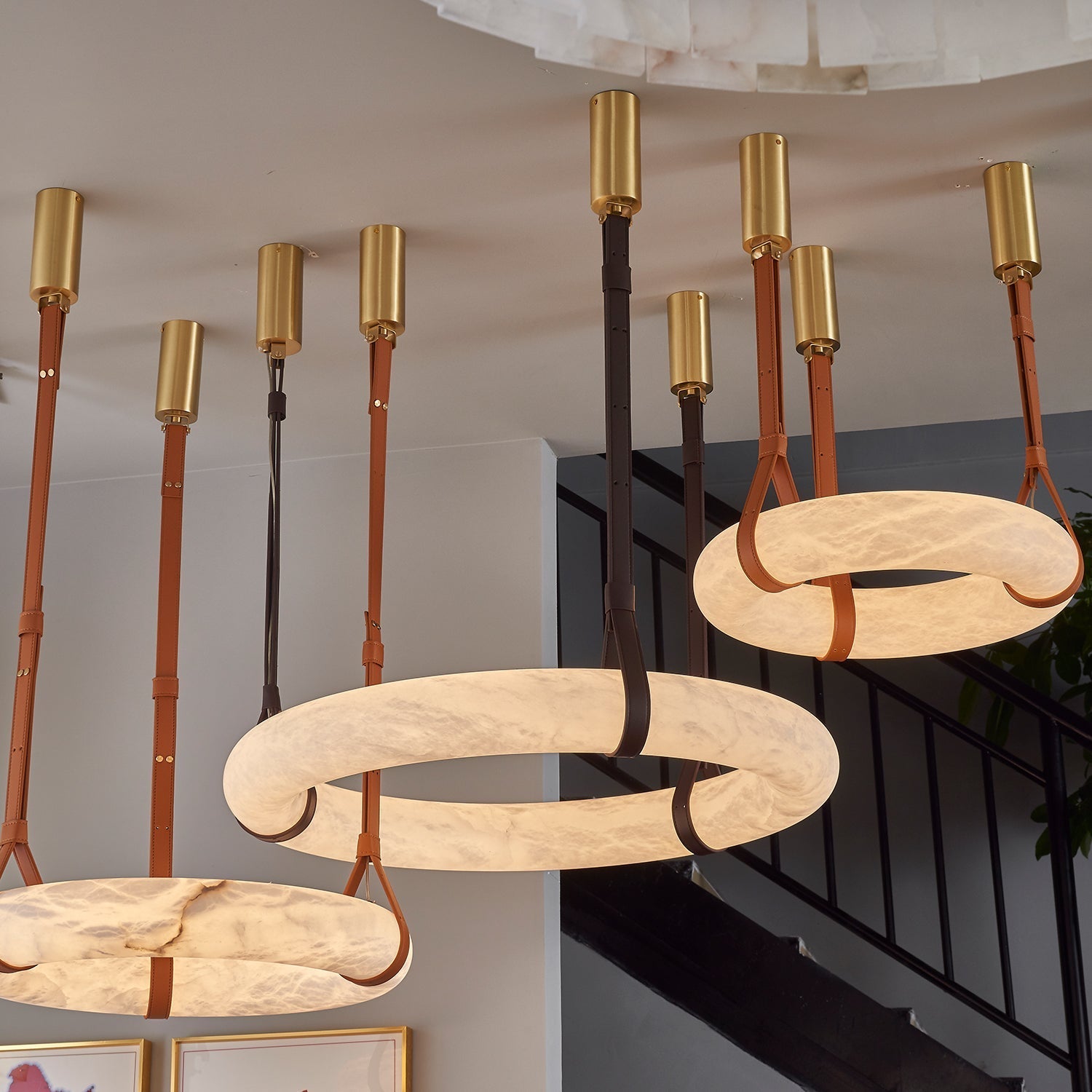 Pendant Light Alabaster Ring LED Ø 120.0 cm Gold Dining Room Halo Hanging Ceiling Lamp Adjustable | Thomler