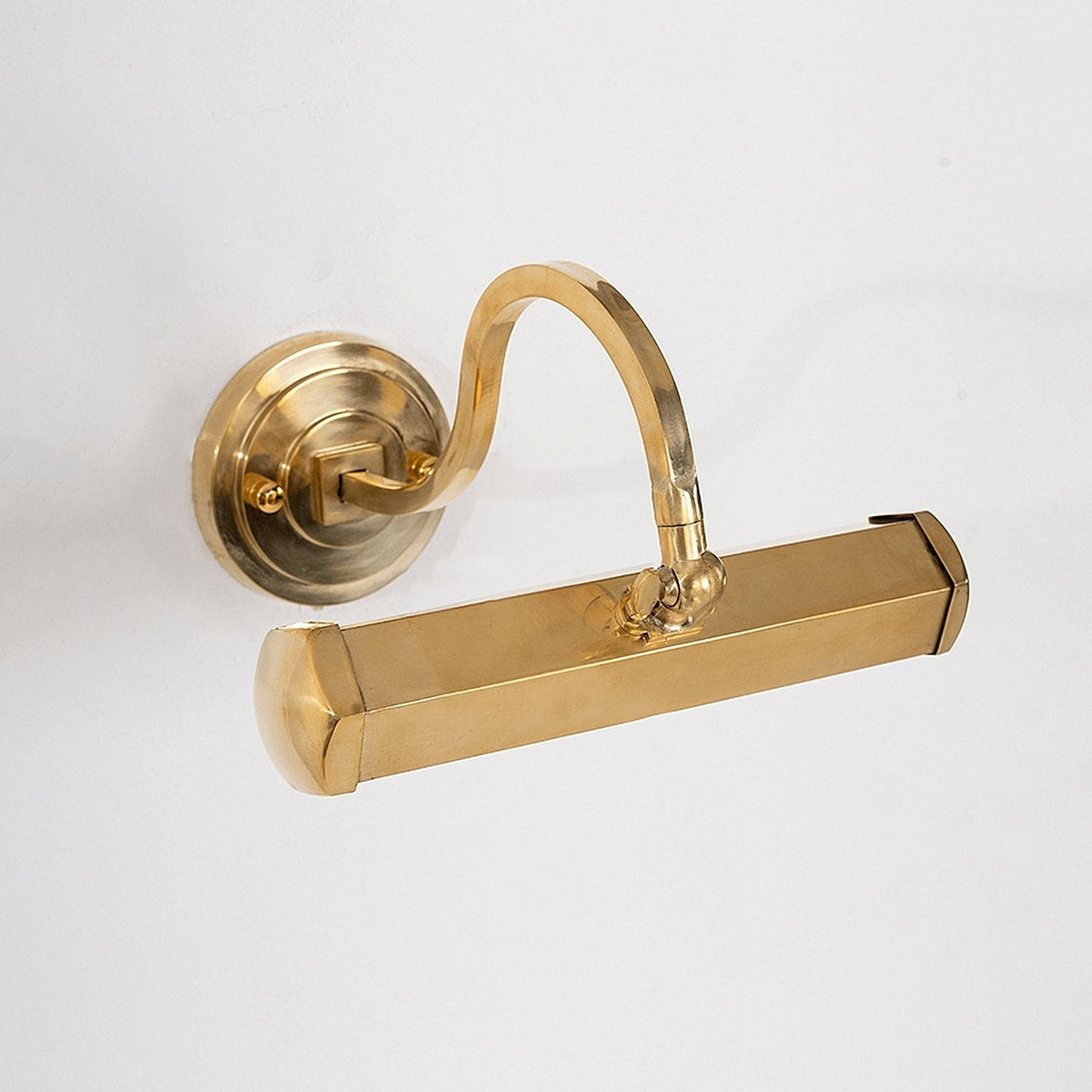 Contemporary Metal Globe Sconce with Chrome or Gold Finish for Indoor Spaces | Thomler
