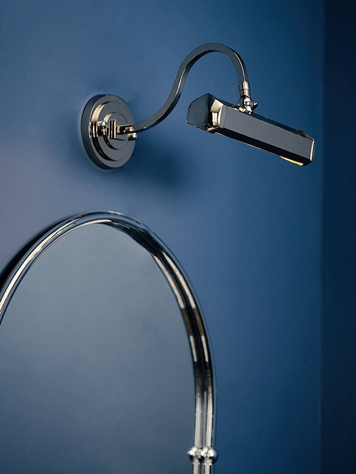 Contemporary Metal Globe Sconce with Chrome or Gold Finish for Indoor Spaces | Thomler