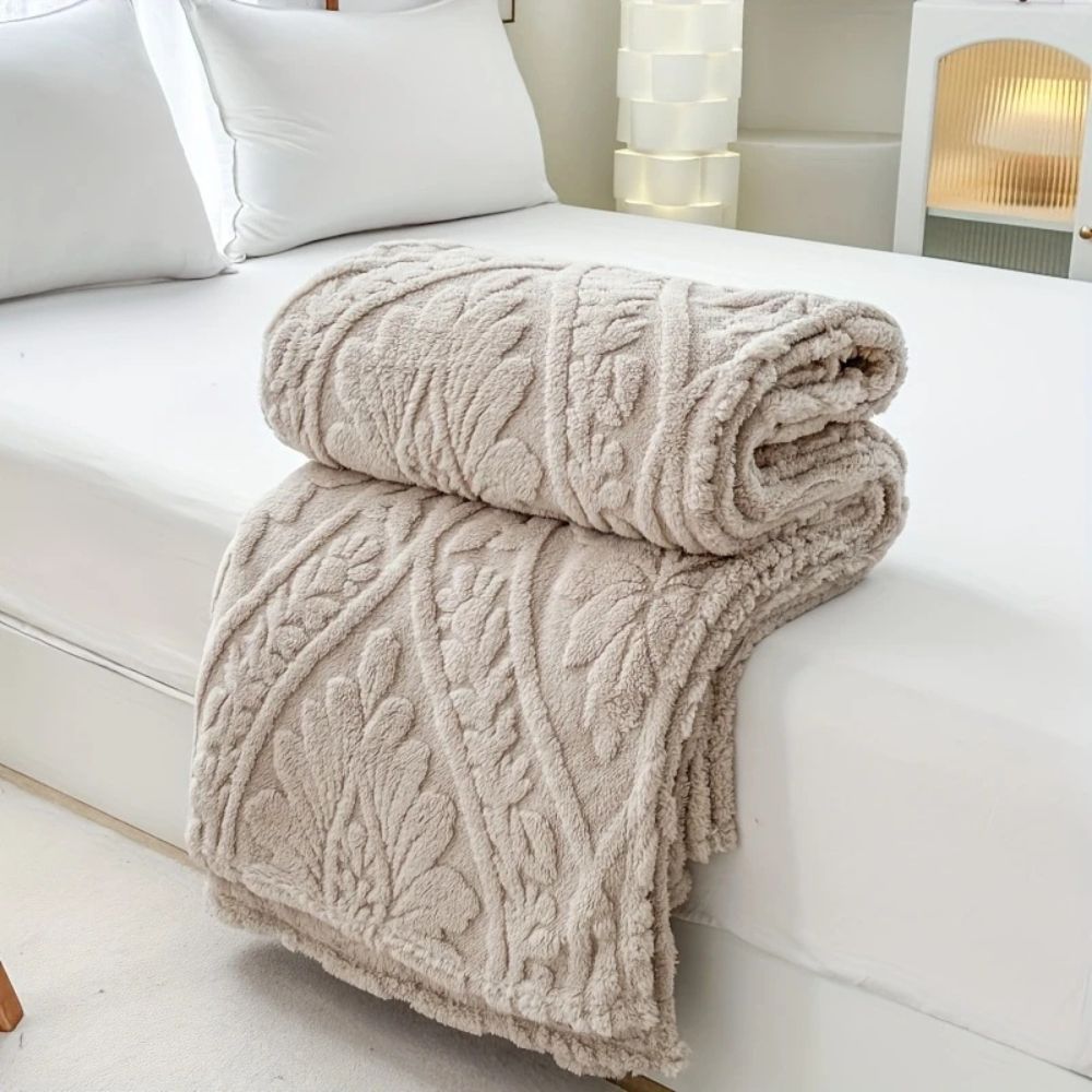 Geometric Jacquard Throw Blanket Microfiber Fleece Lightweight Soft Decorative Couch Bed Accent for Living Room Bedroom Guest Room | Thomler