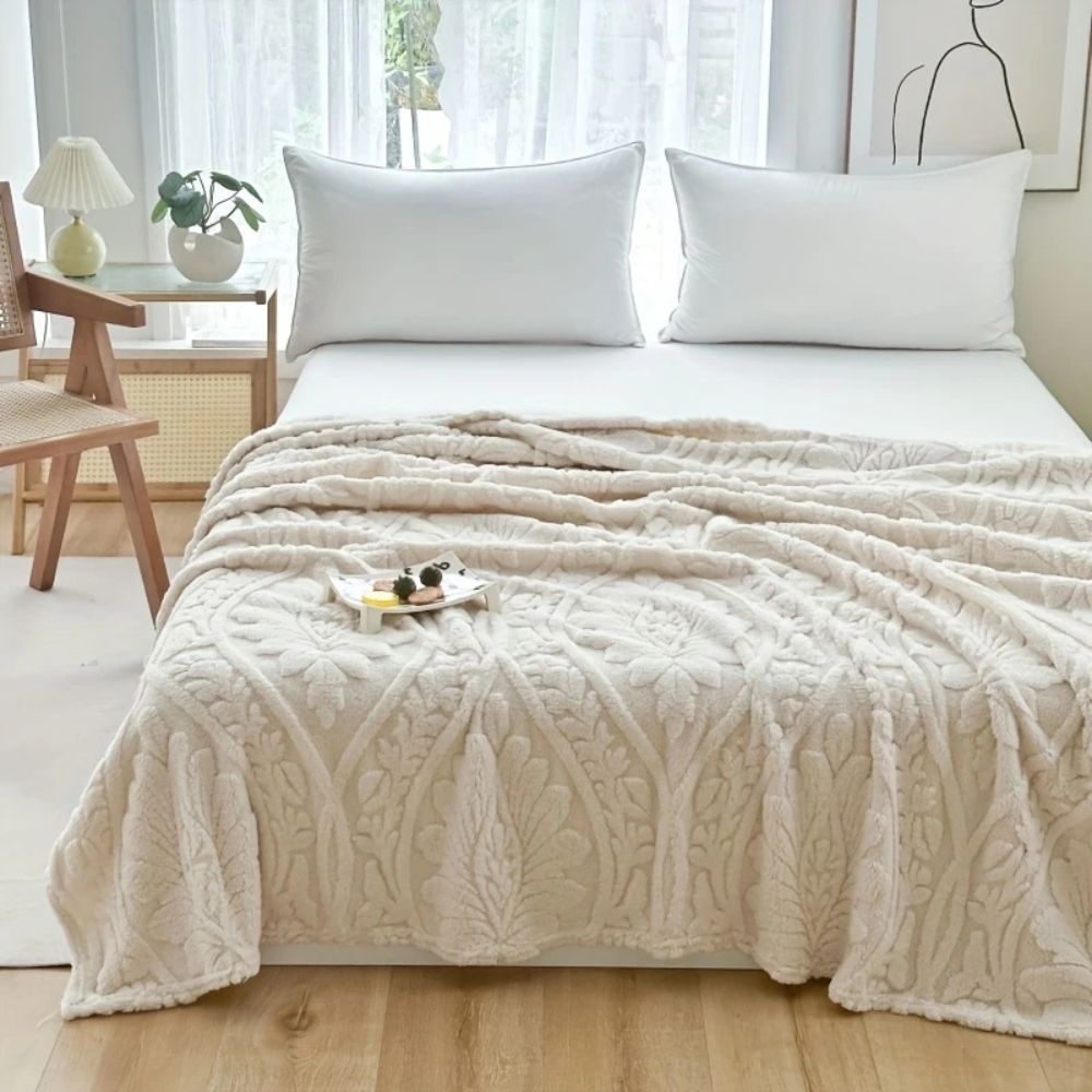 Geometric Jacquard Microfiber Throw Blanket – Lightweight Layering for Couch, Bed & Chair | Thomler