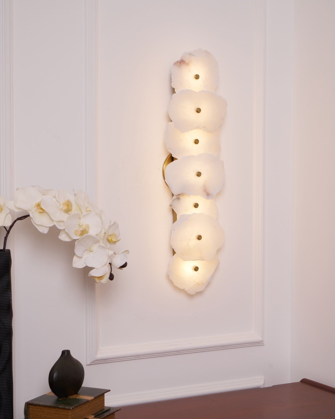 Wall Sconce Metal Alabaster 5.5 in White Indoor Lighting Modern Home Hallway Bedroom Lamp | Thomler